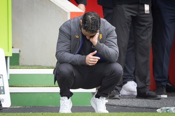 British media: Manchester United executives hold crisis talks with players, Amorim s coaching position is pending